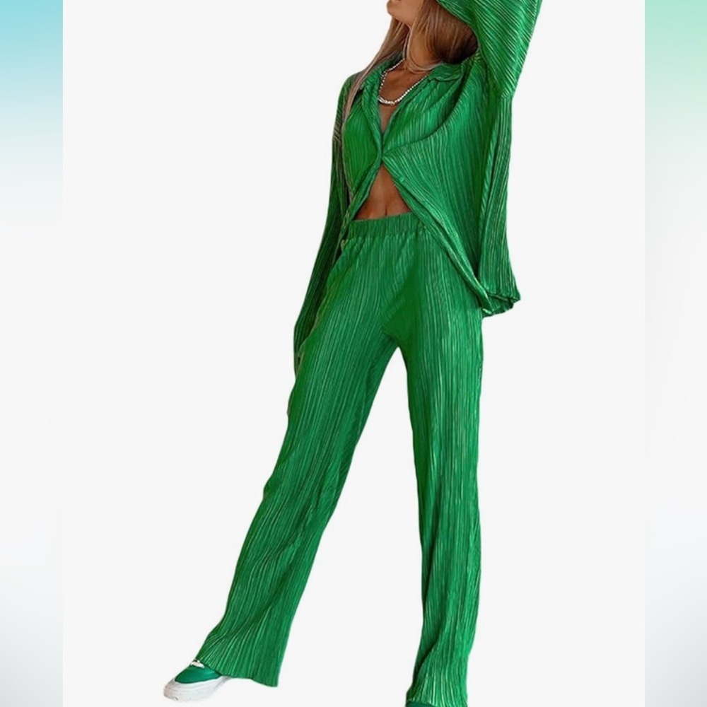 Green Dopamine Outfit Top & Bottoms Set